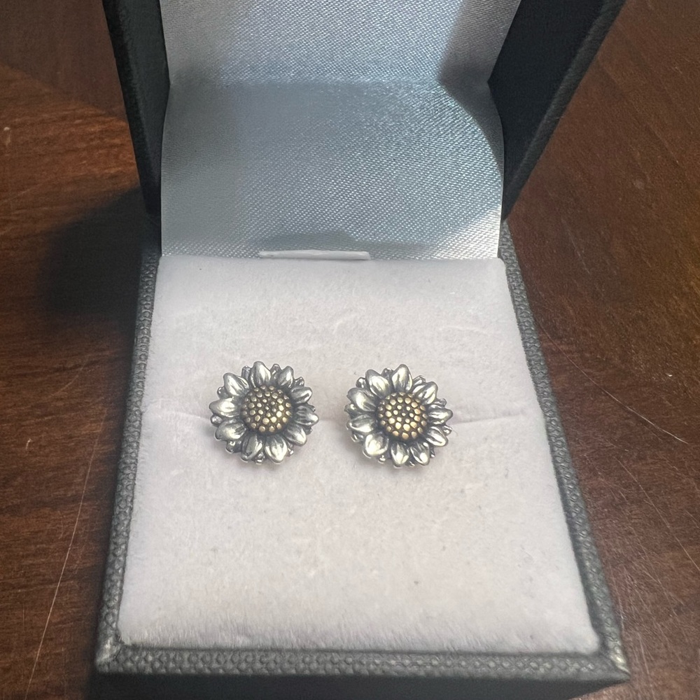 James Avery wild sunflower studs